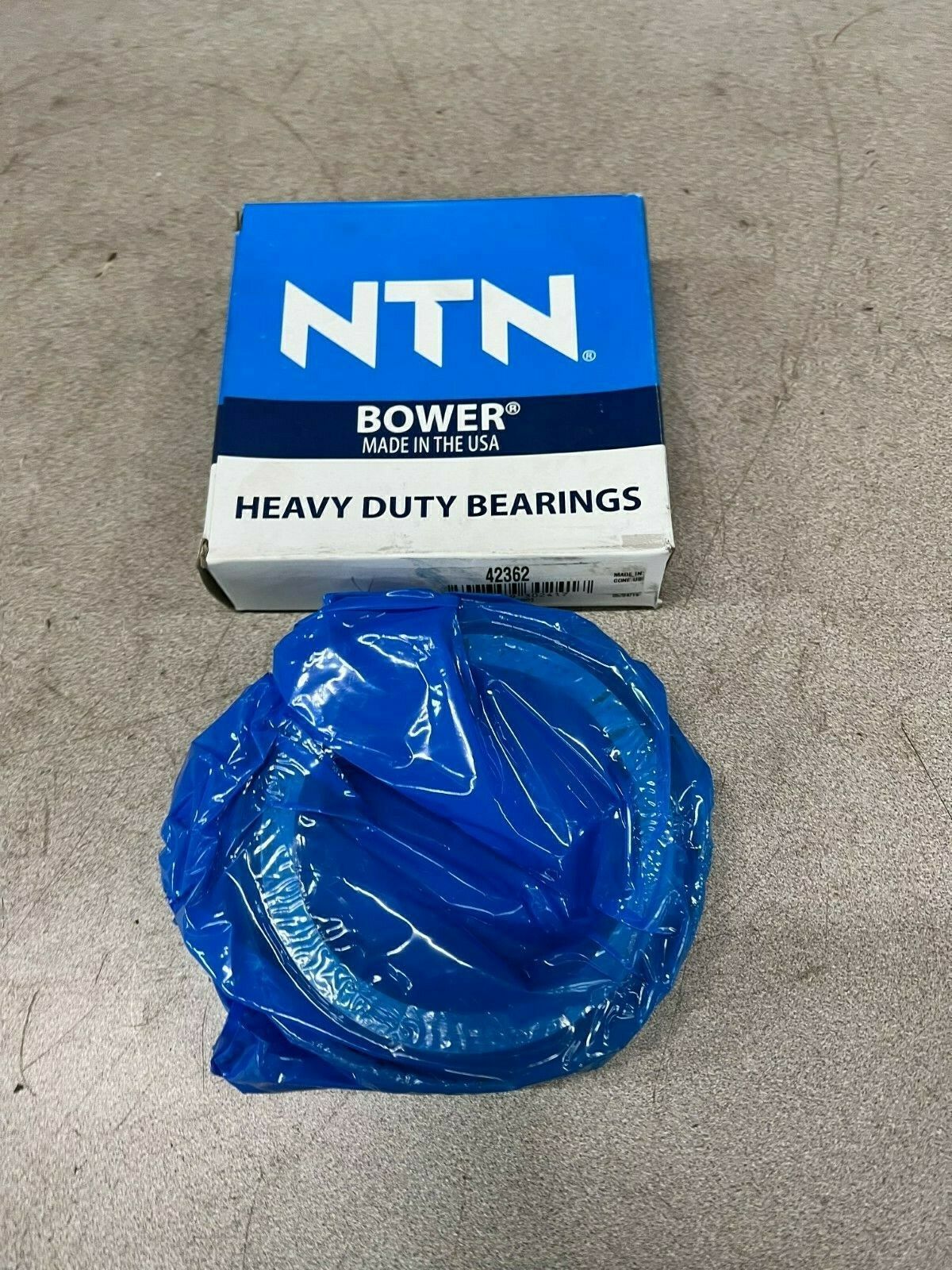 NEW IN BOX NTN ROLLER BEARING 42362