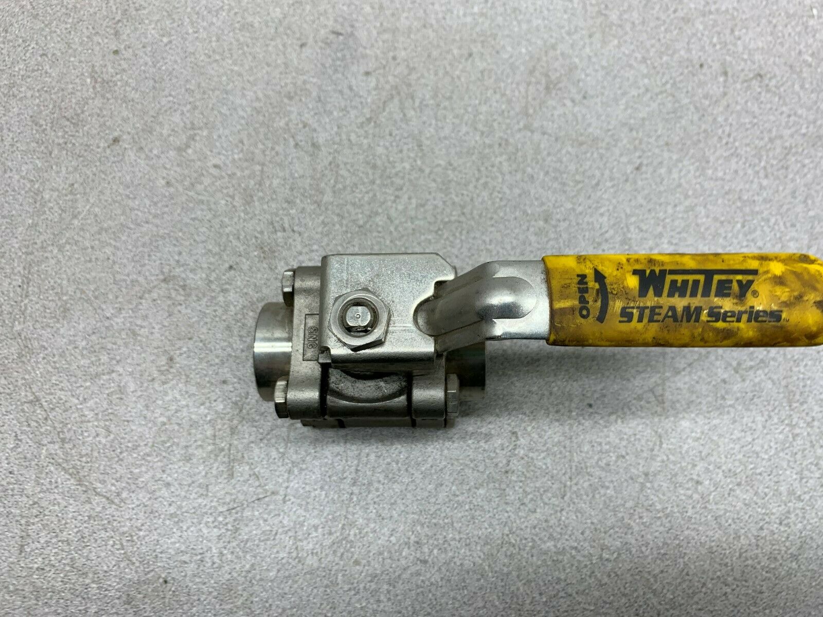 NEW NO BOX WHITEY VALVE SS-S63PSW8P