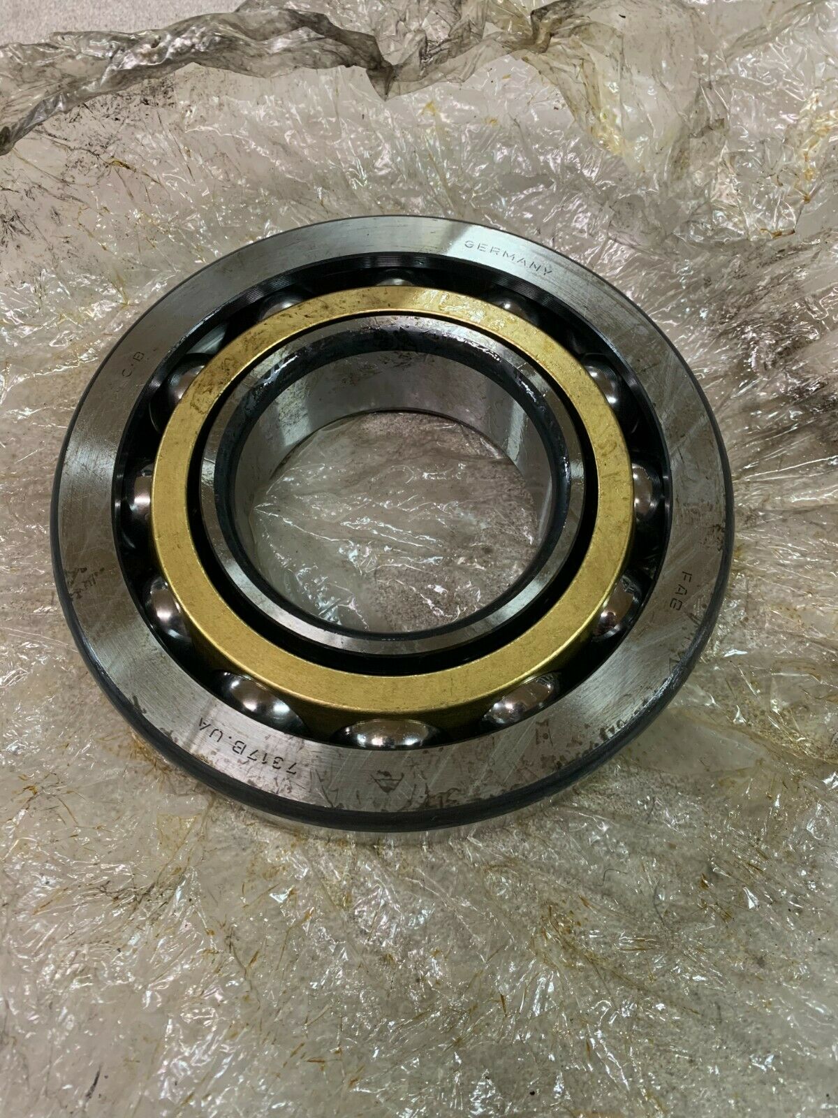 NEW NO BOX FAG 7317BUA ROLLER BEARING 7317B.UA