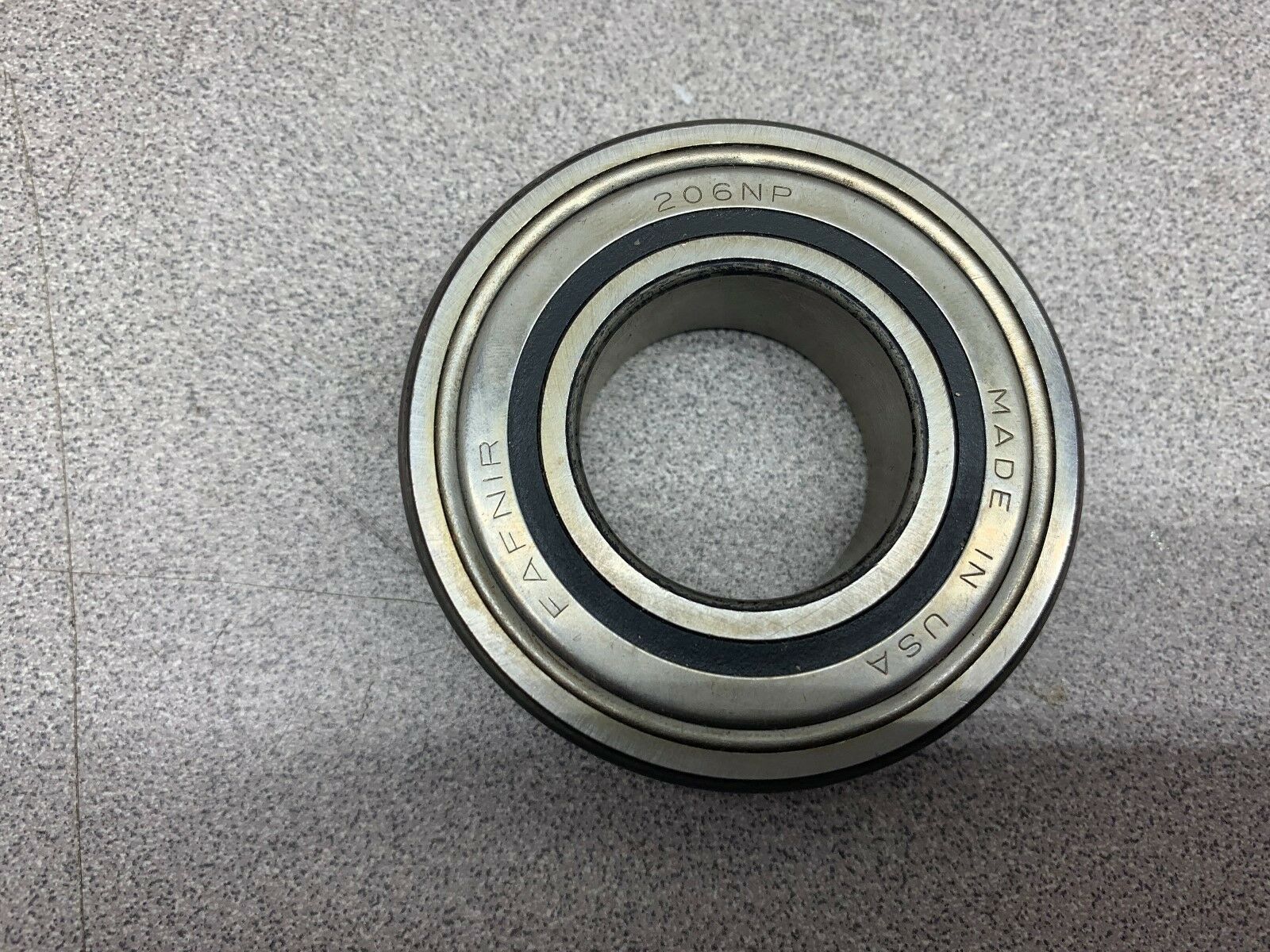 NEW NO BOX FAFNIR BEARING 206NP