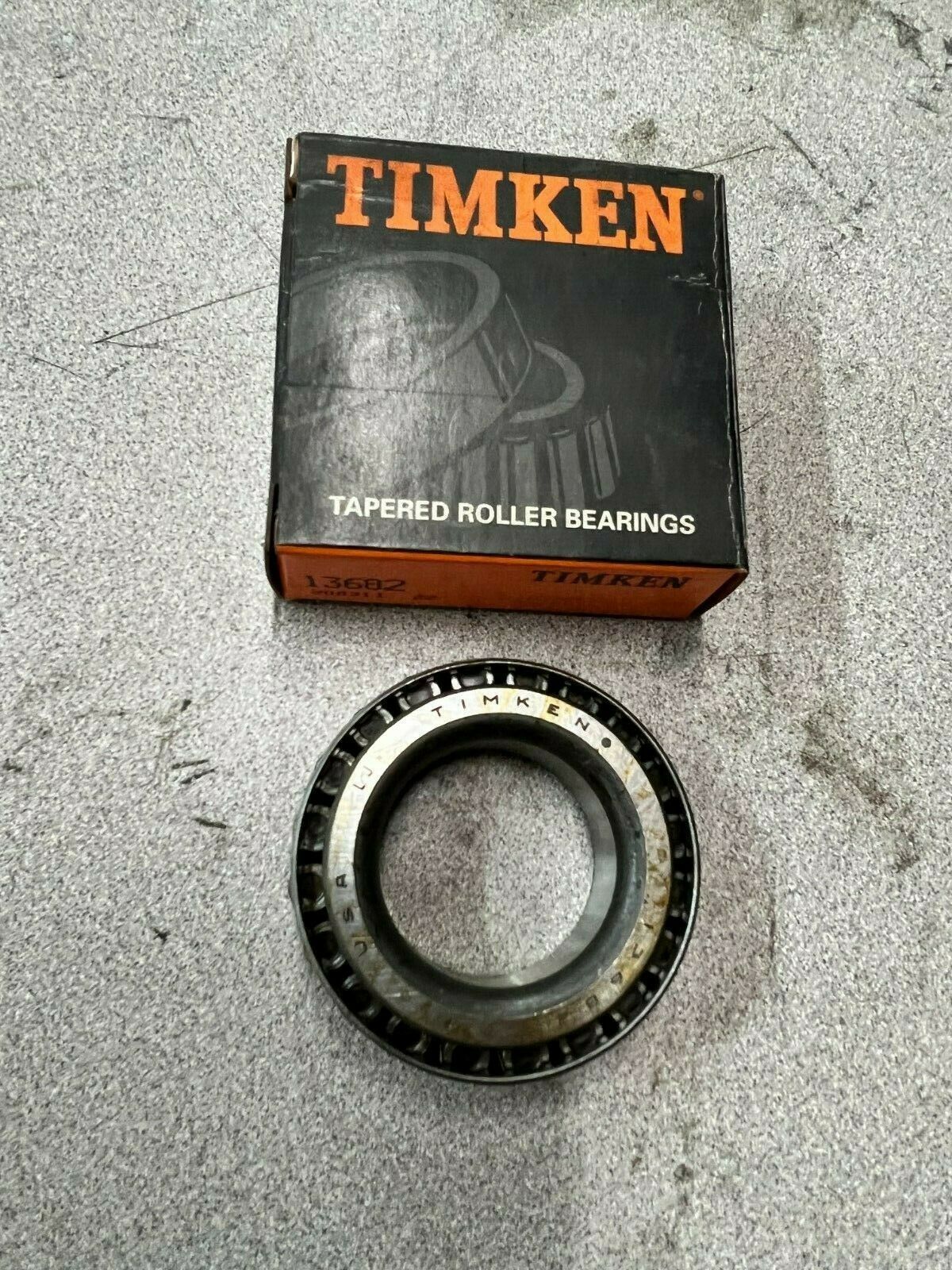 NEW IN BOX TIMKEN ROLLER BEARING 13682