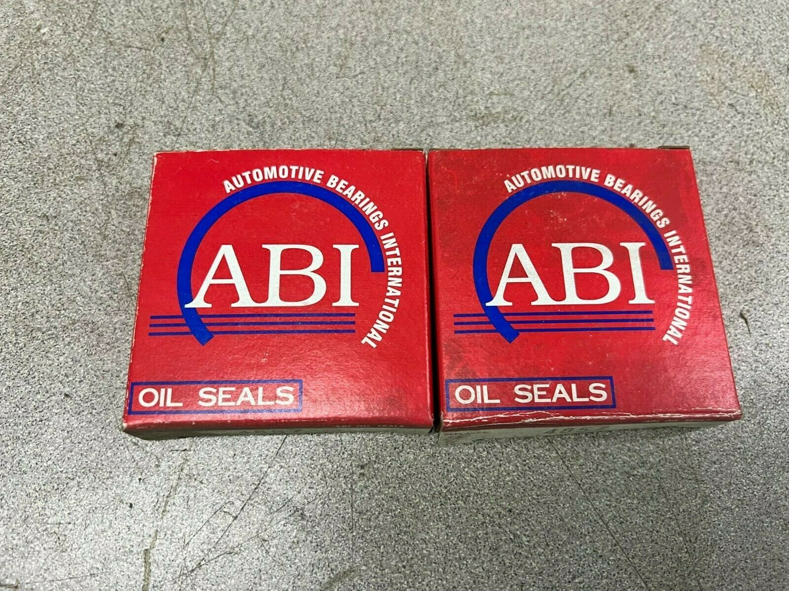 LOT OF 2 NEW IN BOX OILSEAL 4850