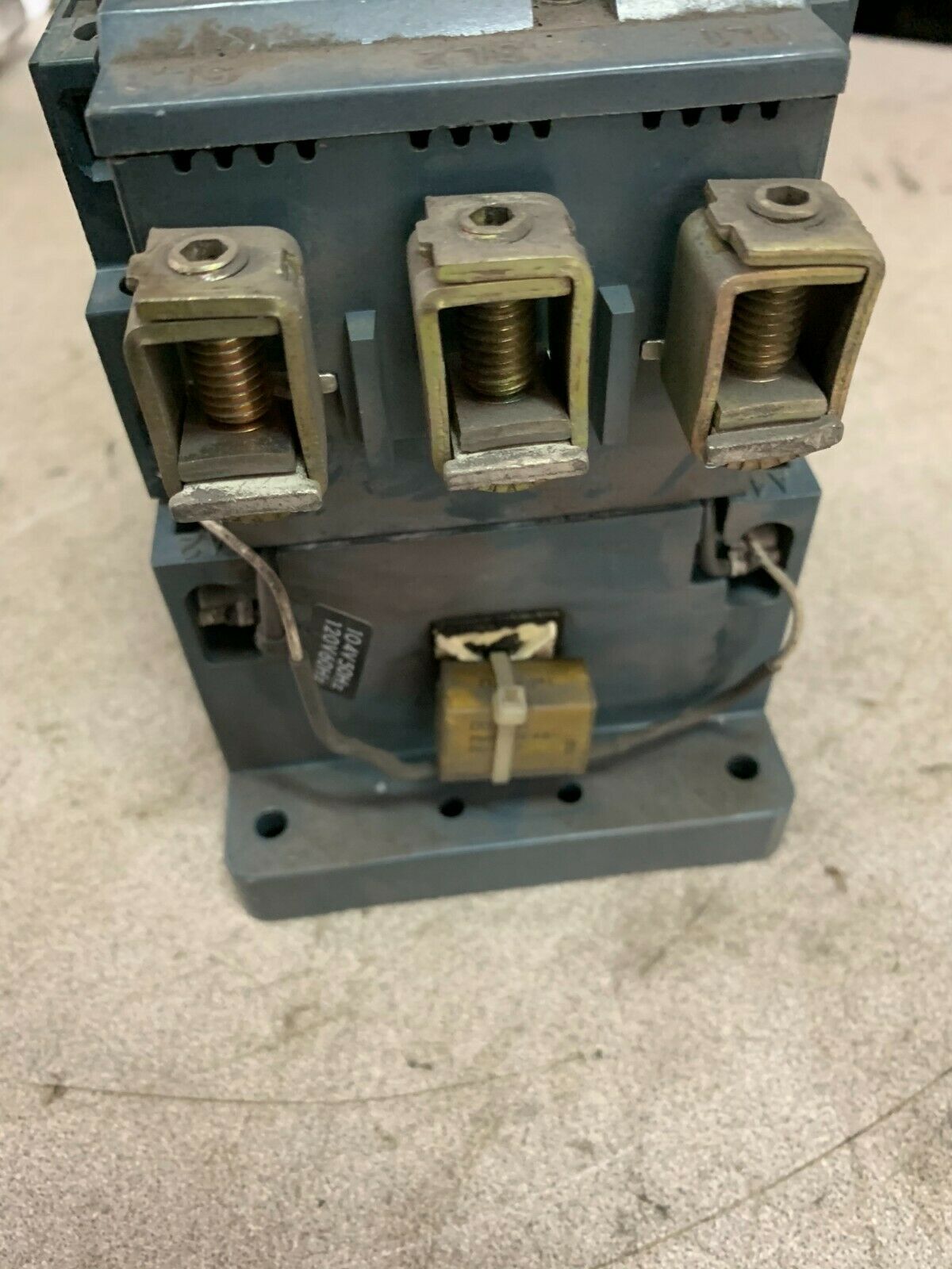 USED STROMBERG OKYM 3 W 22 CONTROL CONTACTOR OKYM3W22