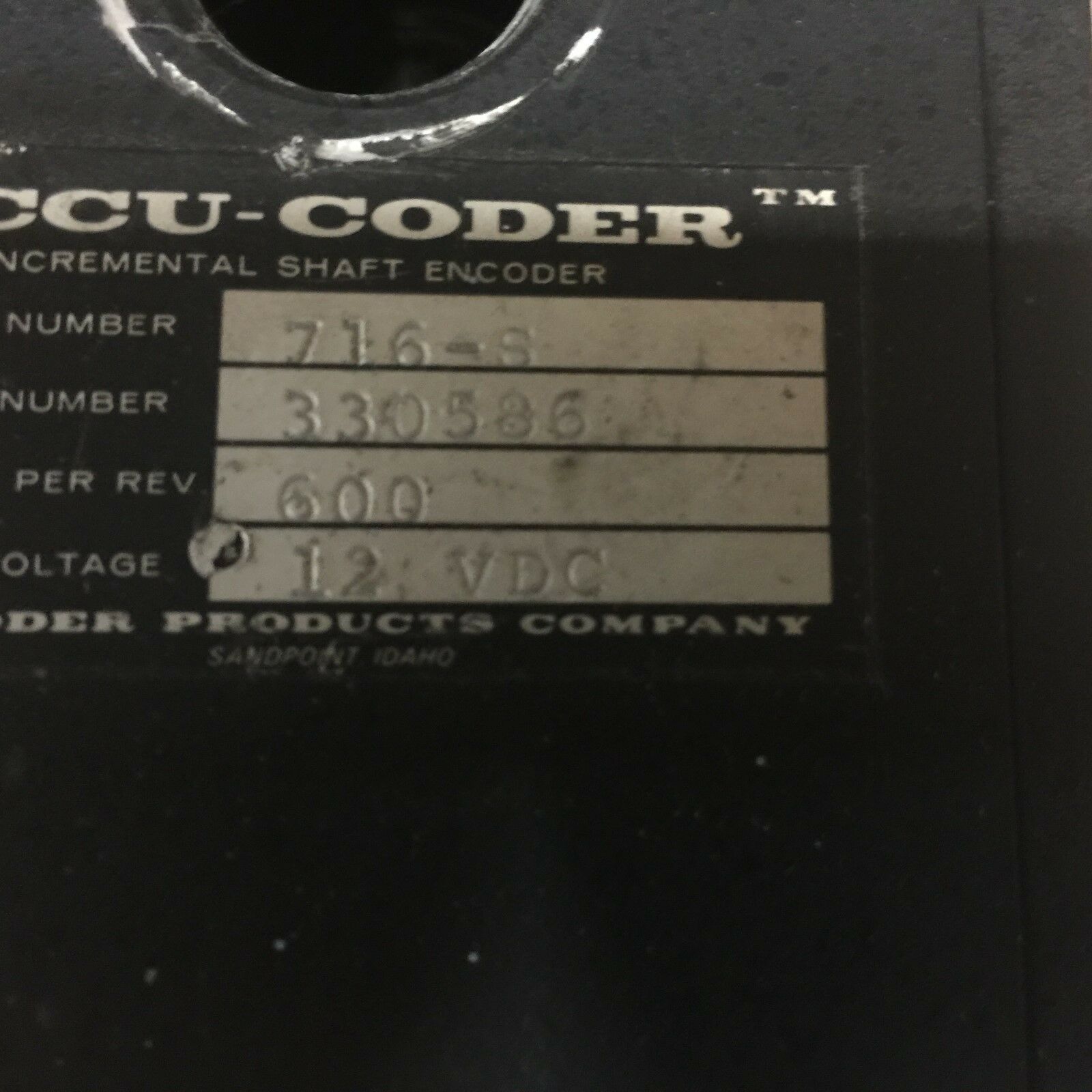 USED ACCU-CODER 600 PPR 12VDC INCREMENTAL SHAFT ENCODER 716-S