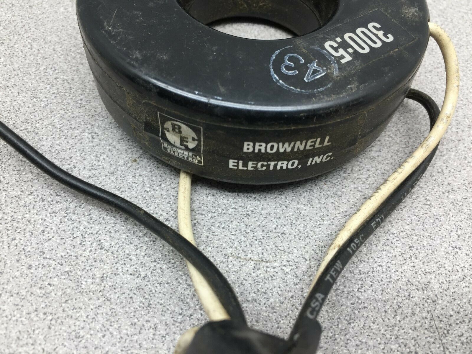 USED BRWNELL 300:5 CURRENT TRANSFORMER RL-301