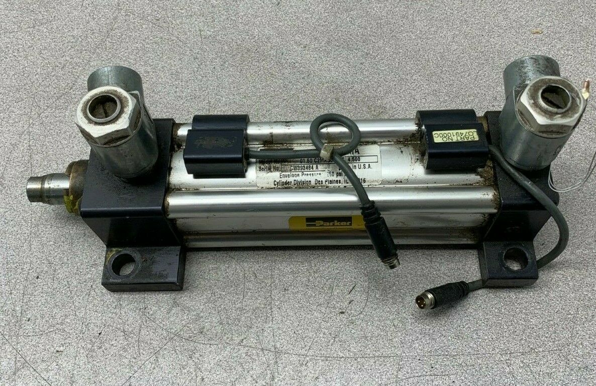 USED PARKER PNEUMATIC CYLINDER 01.50 C2MAUS19AC 4.500