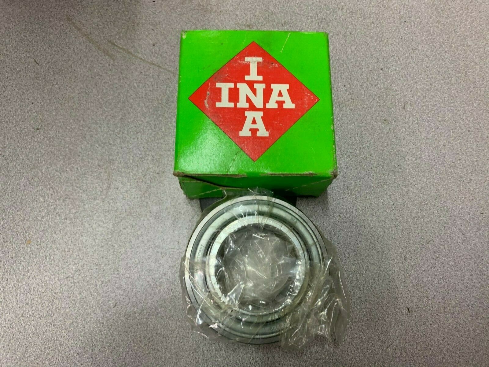 NEW IN BOX INA BEARING GE45KKRB