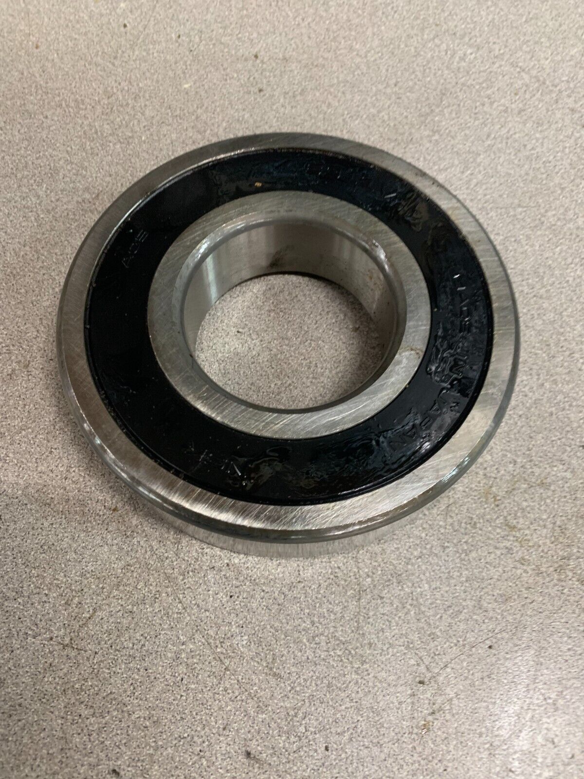 NEW NO BOX NSK ROLLER BEARING 6311V