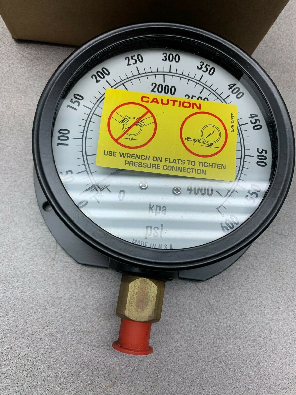 NEW IN BOX GEORGIA PACIFIC 1/4" PRESSURE GAUGE 4UG-1