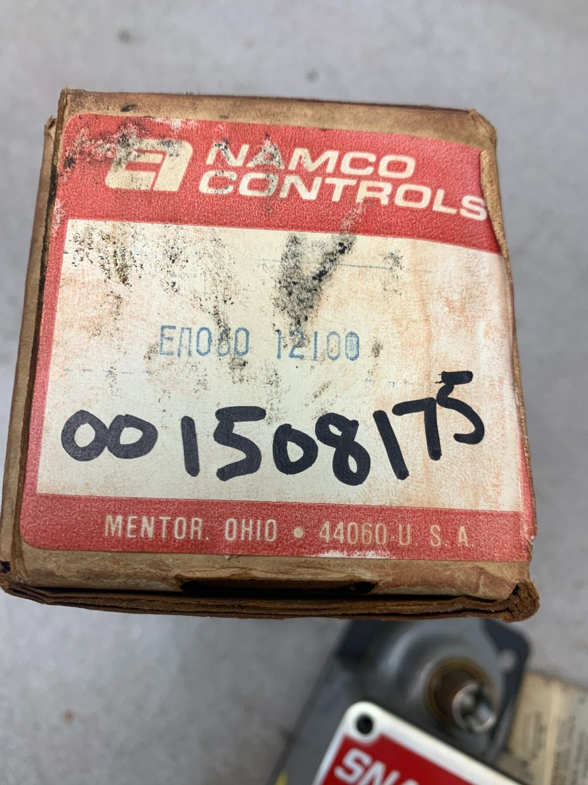 NEW IN BOX NAMCO SNAP-LOCK LIMIT SWITCH EA060-12100