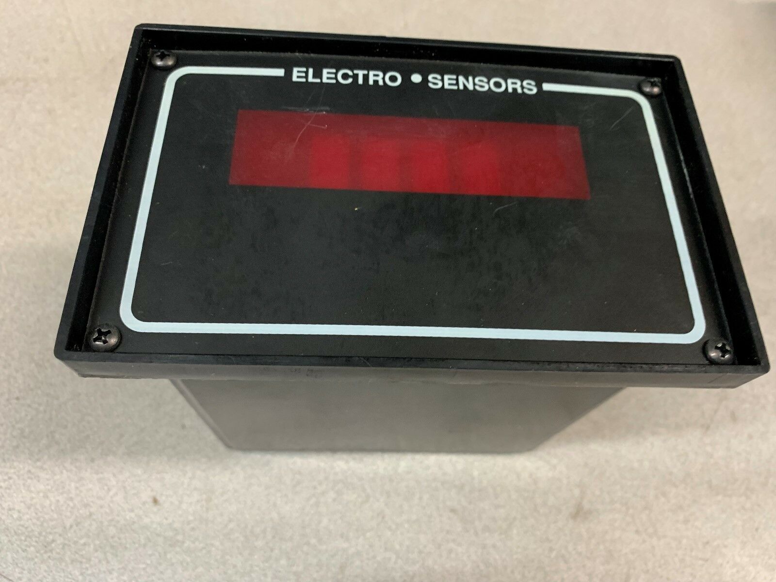 NEW NO BOX  ELECTRO-SENSORS PANEL  SSA-50P