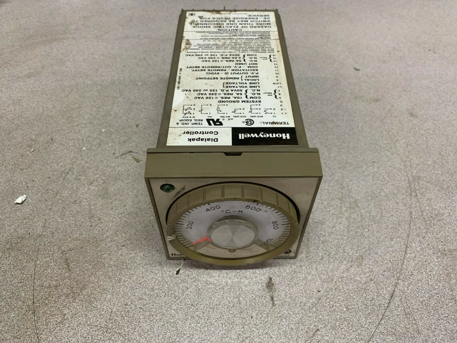 USED HONEYWELL DIALAPAK CONTROLLER AV301AB114