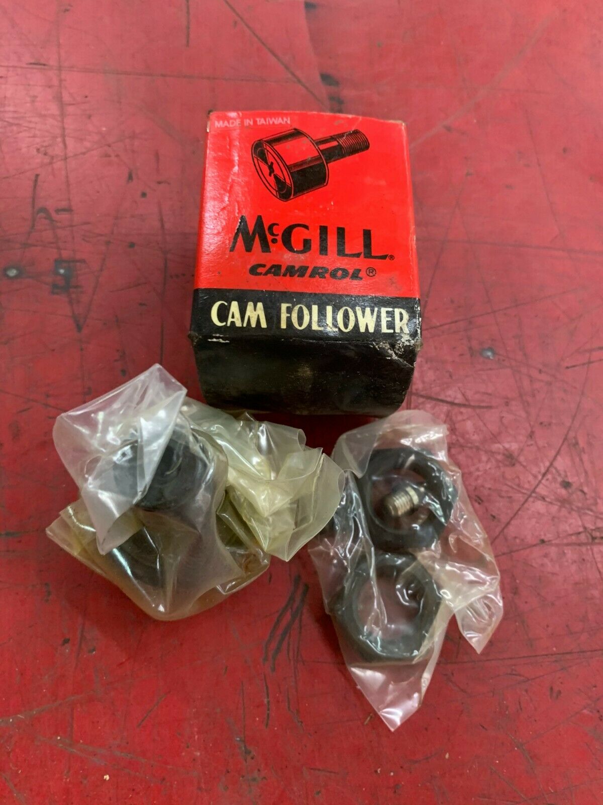 NEW IN BOX MCGILL CAM FOLLOWER MCF 47 S