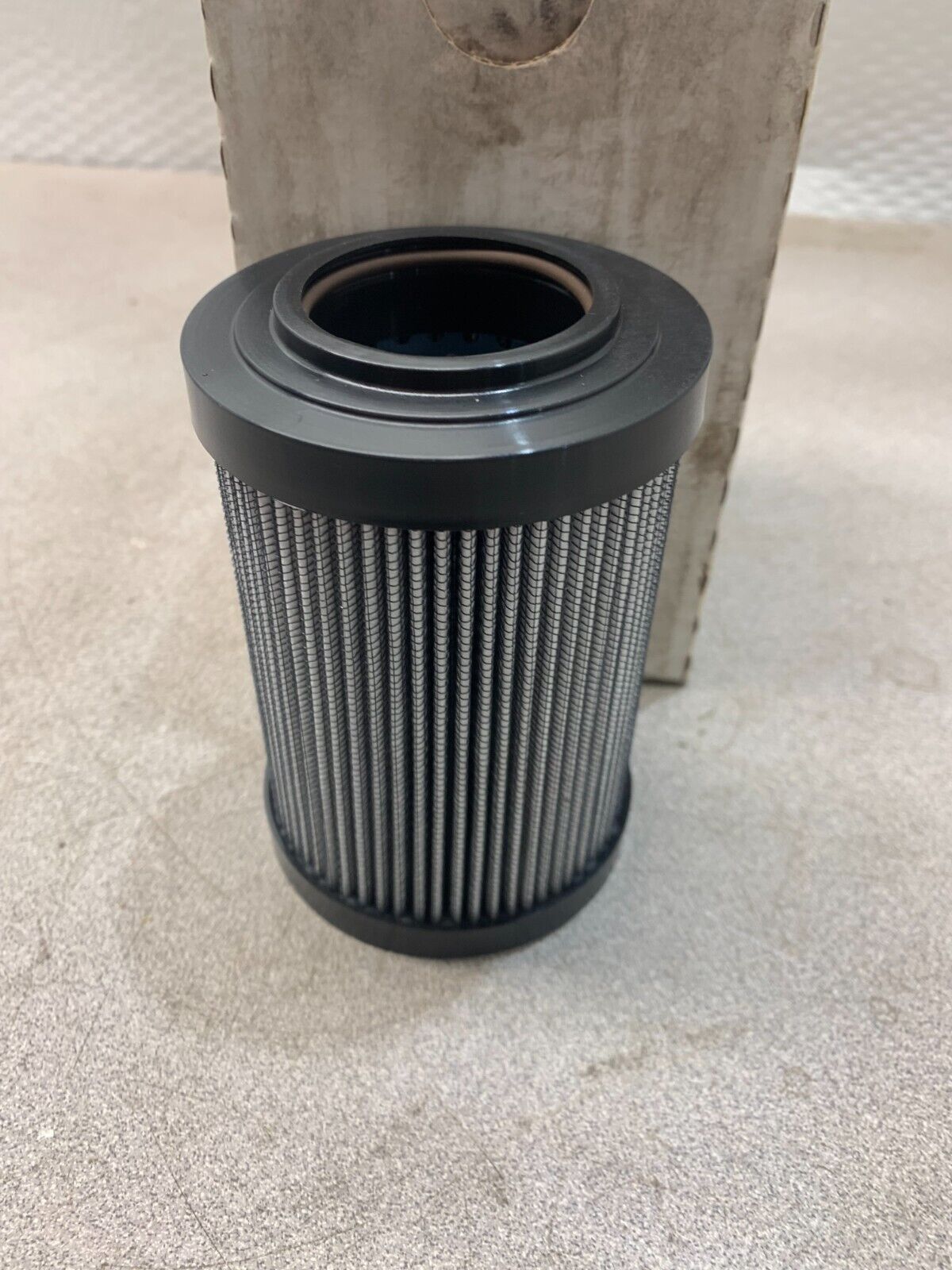 NEW IN BOX PARKER HYDRAULIC FILTER 930100Q WP