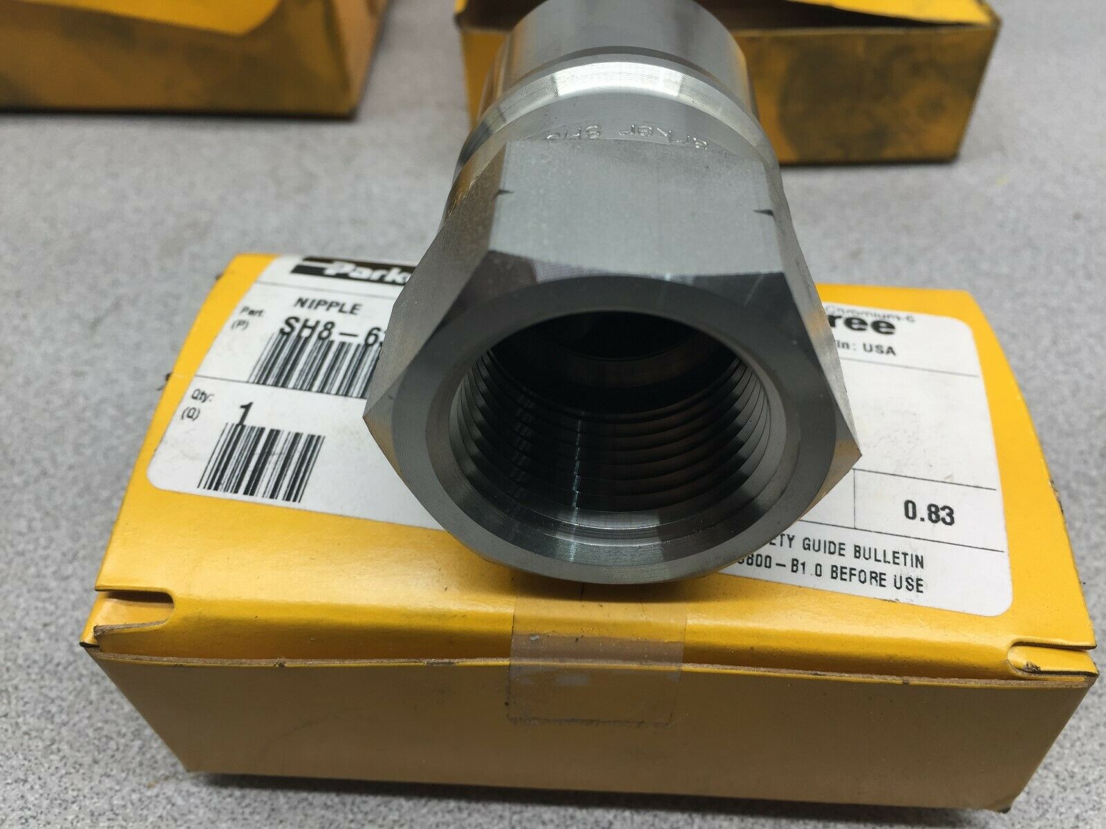 NEW IN BOX PARKER 1" SS QUICK COUPLING NIPPLE S8-63