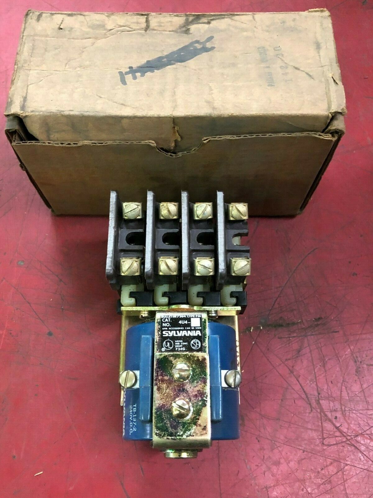 NEW IN BOX SYLVANIA TYPE PM DC RELAY 4U4-1 WITH 240VDC. COIL 4 N.O CONTACTS