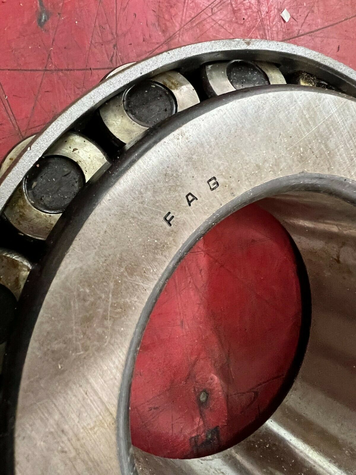 NEW NO BOX FAG BEARING WITH RACE 31319A