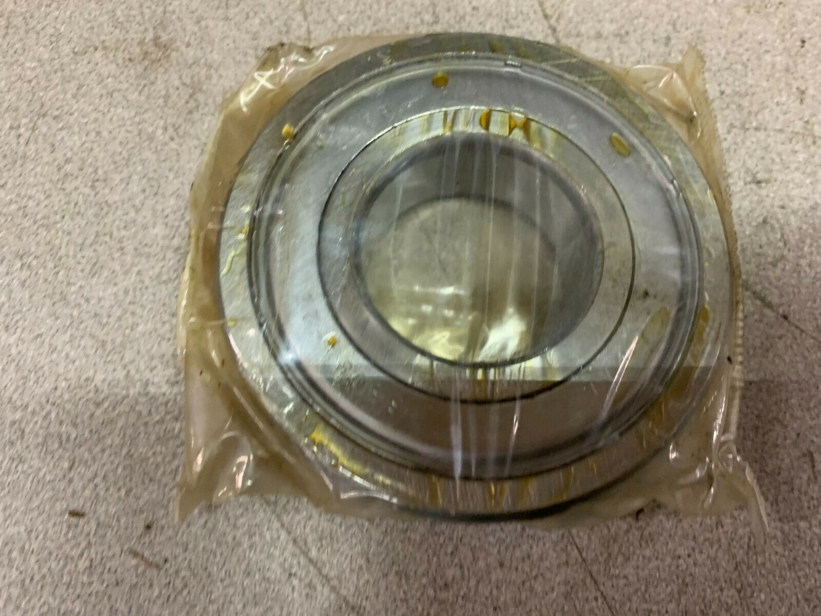 NEW IN BOX ZKL BALL BEARING 6308A-2Z