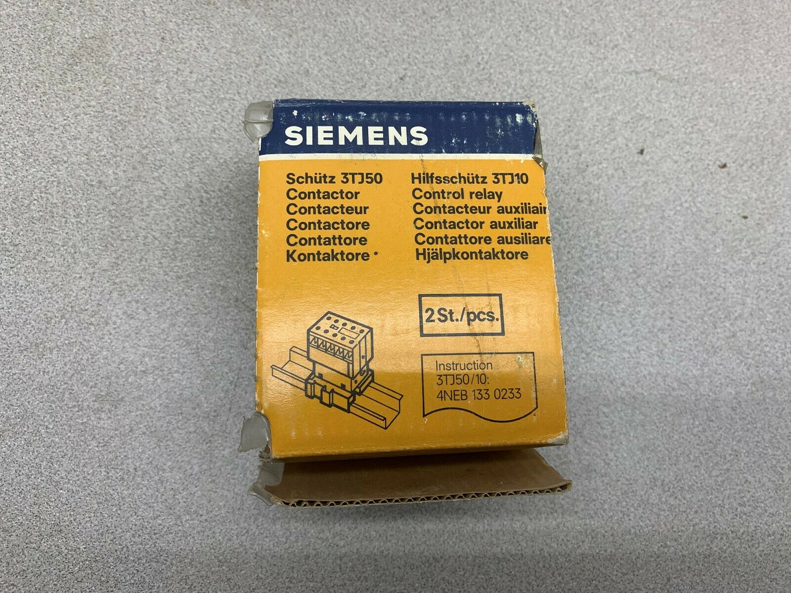 NEW IN BOX SIEMENS CONTACTOR 3TJ10 02-0BB4