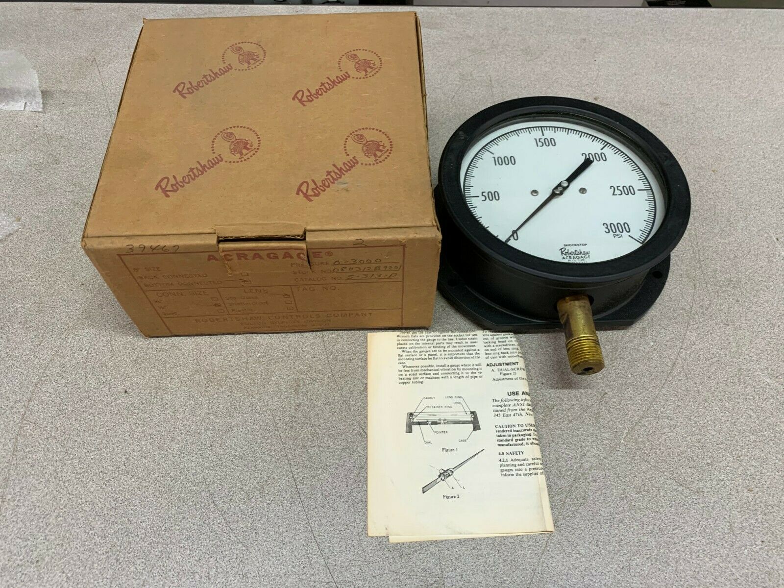 NEW IN BOX ROBERTSHAW 5-313-D GAUGE 6" ACRAGAGE 0-3000PSI 080312B9201