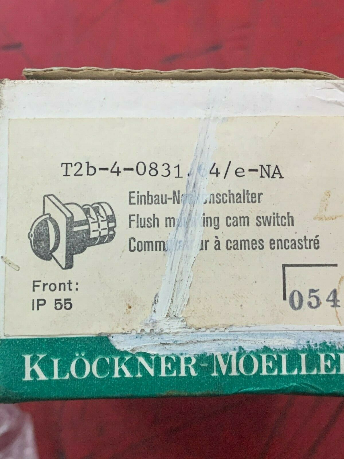 NEW IN BOX MOELLER FLUSH MOUNTING CAM SWITCH T2B-4-0831/64/E-NA