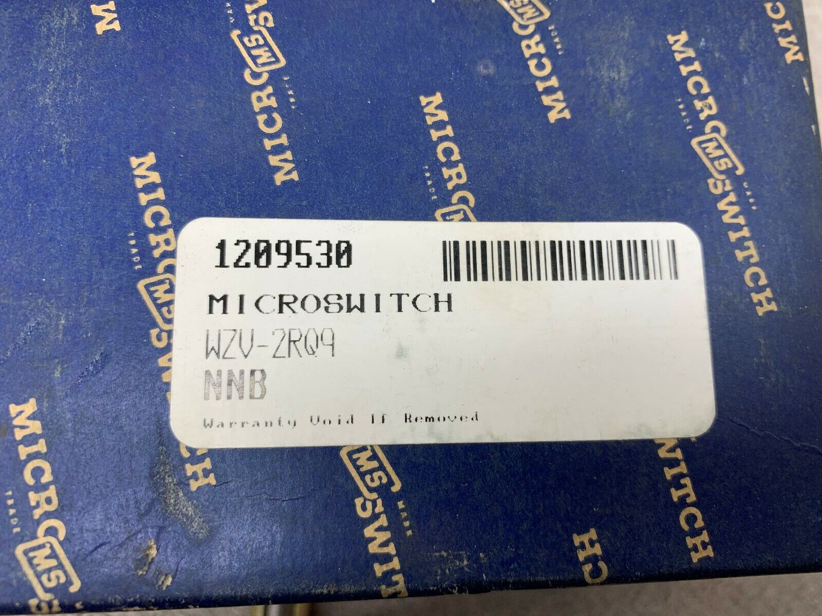 NEW IN BOX MICRO SWITCH WZV-2RQ9