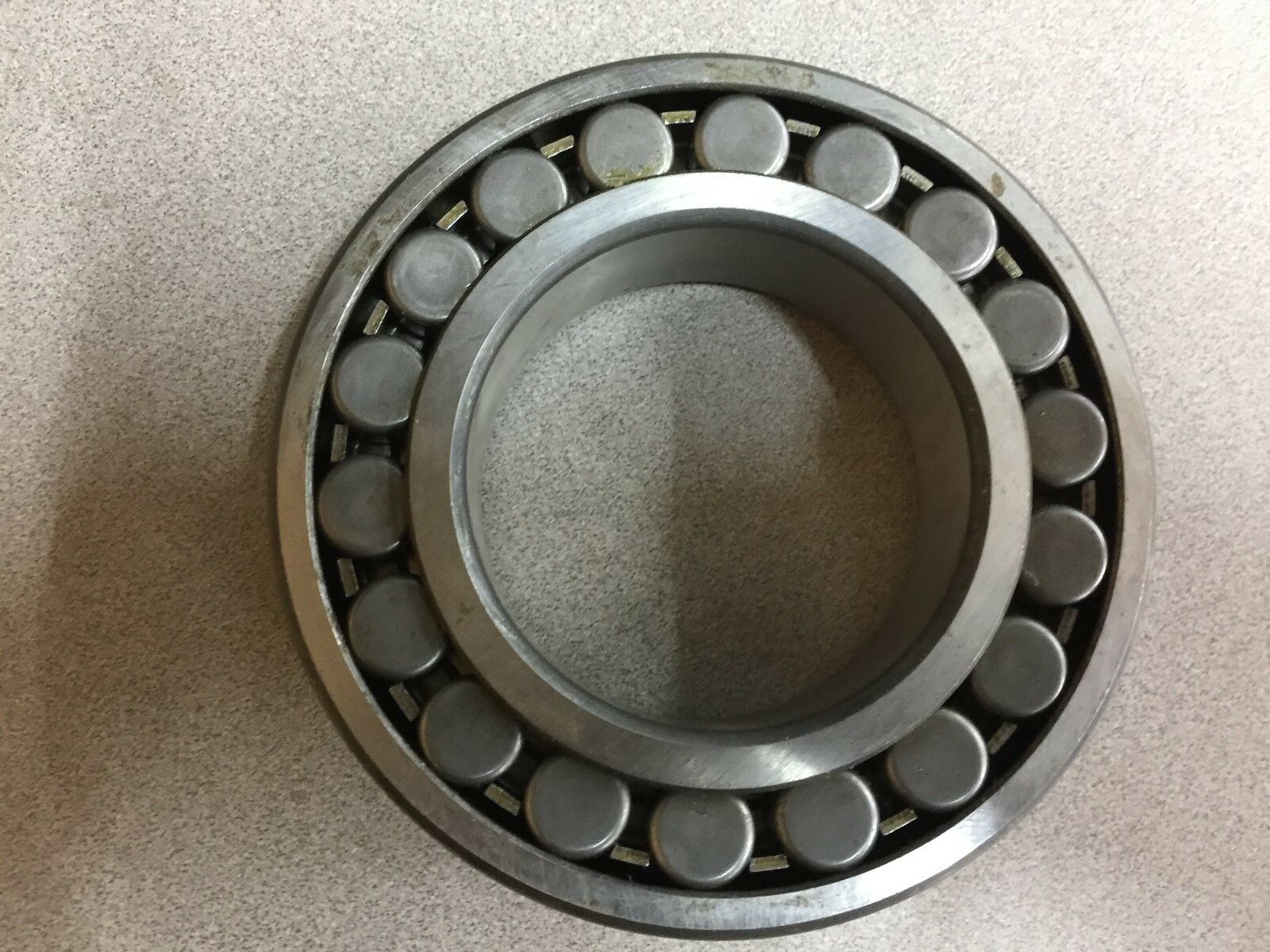 NEW NO BOX TORRINGTON ROLLER BEARING 22216 VJ W33