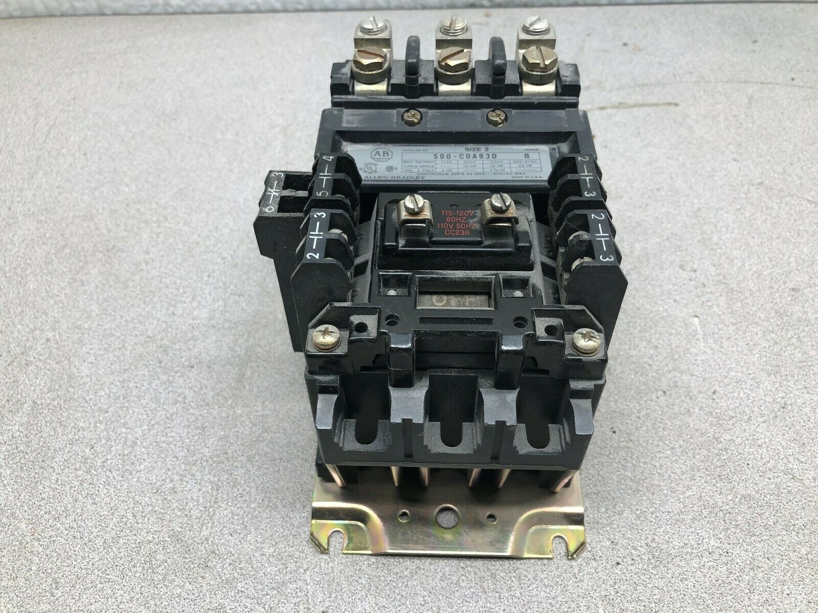 USED ALLEN BRADLEY SIZE 2 45 AMPS 3 PH 120 VAC COIL CONTACTOR 500-C0A930