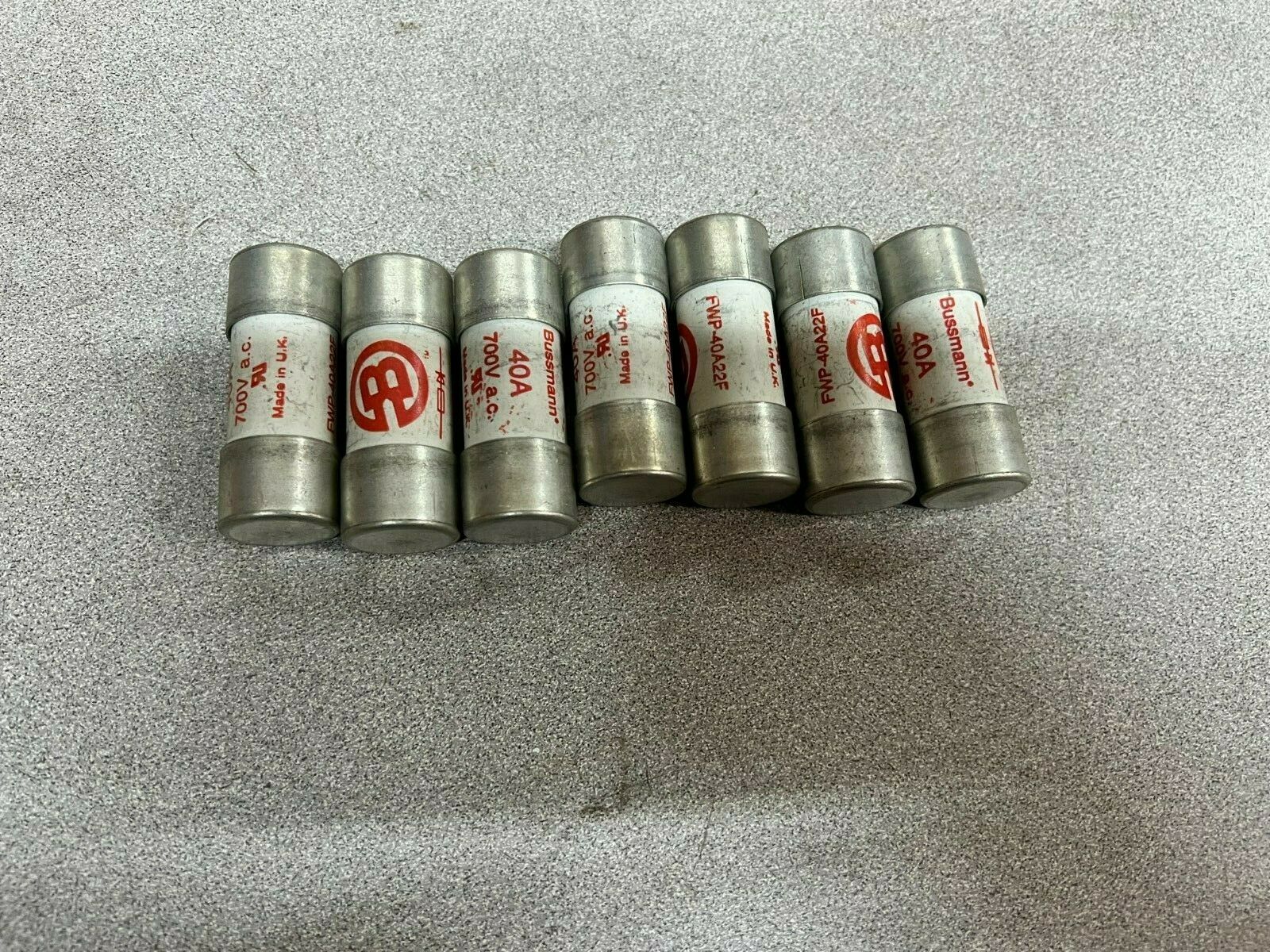 LOT OF 7 NEW NO BOX BUSSMAN FUSE FWP-40A22F