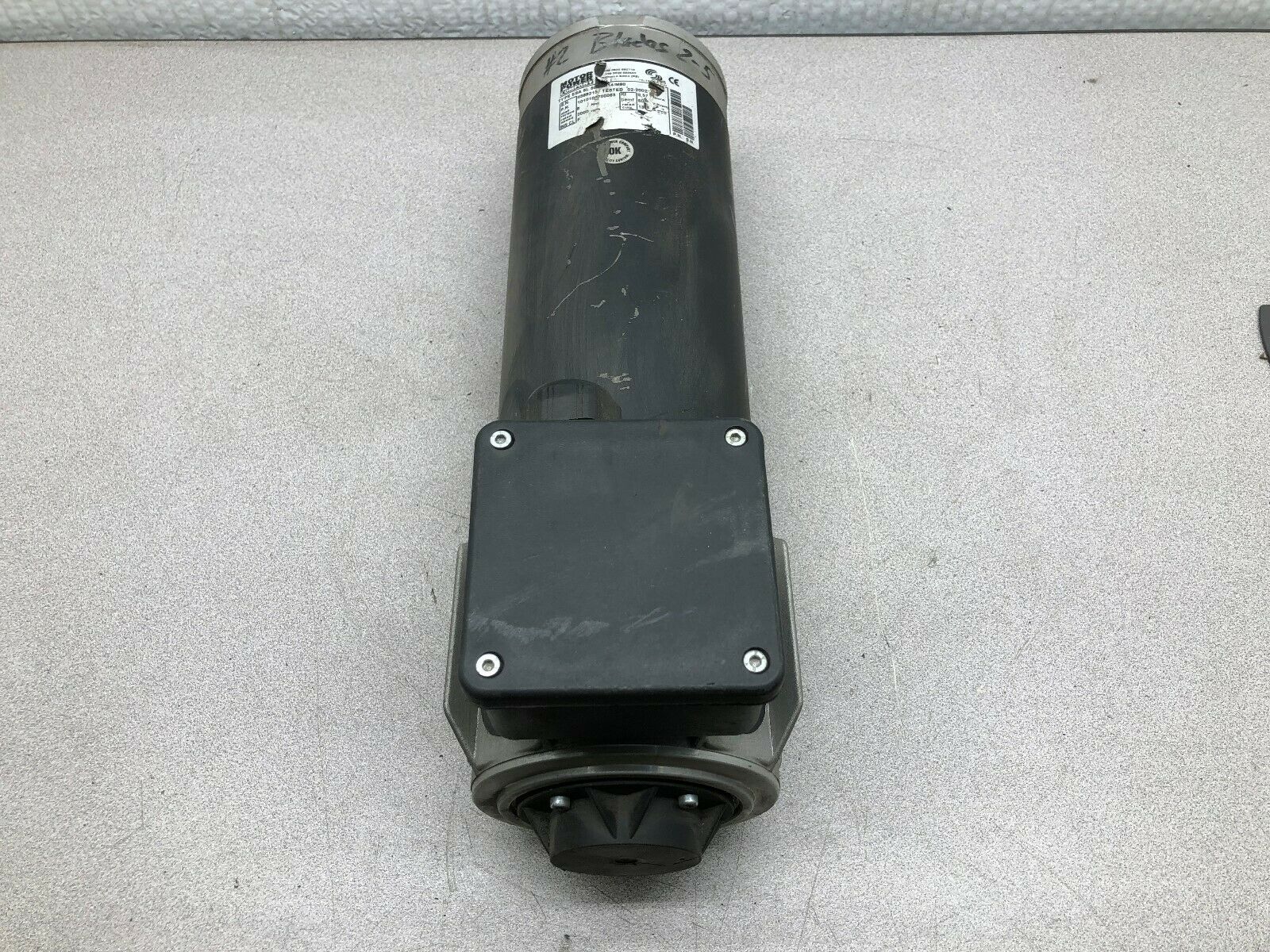 USED MOTOR POWER 2000 RPM 8 NM DC SERVO MOTOR ESA 6L5002 14/M80