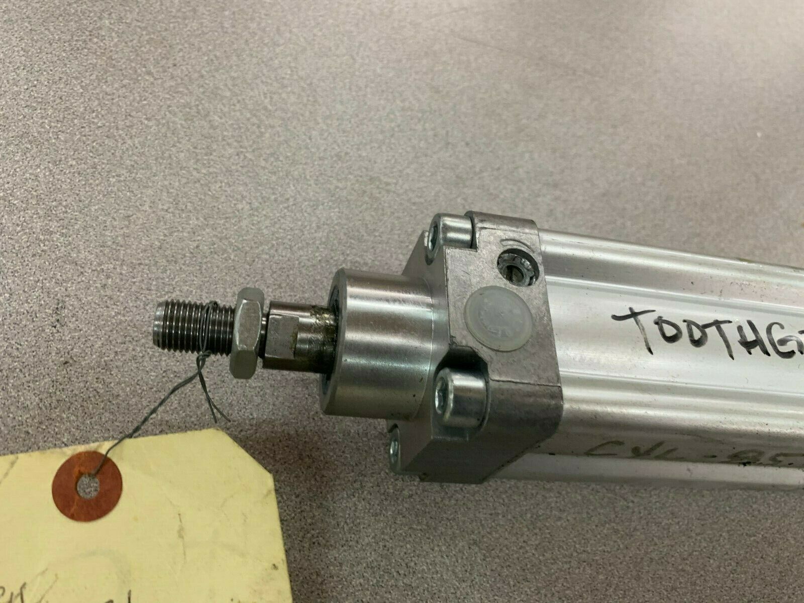 NEW NO BOX FESTO 26413472 PNEUMATIC CYLINDER DNU-40-500-PPV-A