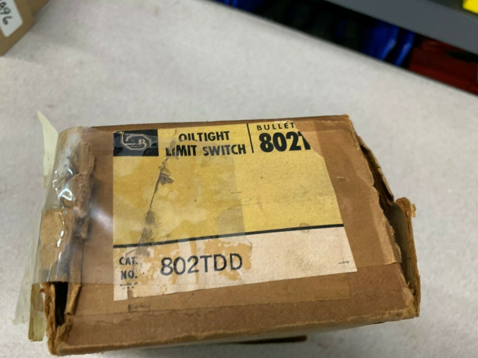 NEW ALLEN-BRADLEY OILTIGHT LIMIT SWITCH 802T-DD (NO HEADS)