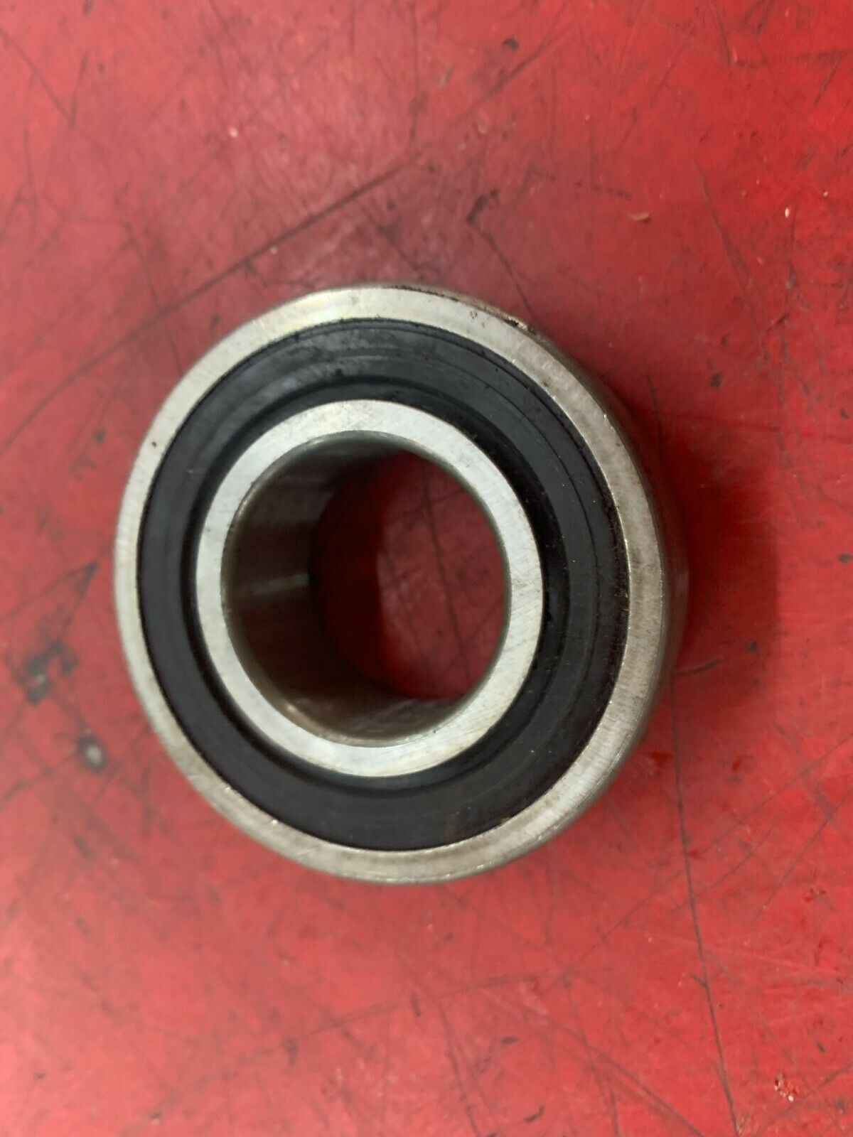 NEW NO BOX INA NEEDLE BEARING 2207 2RS