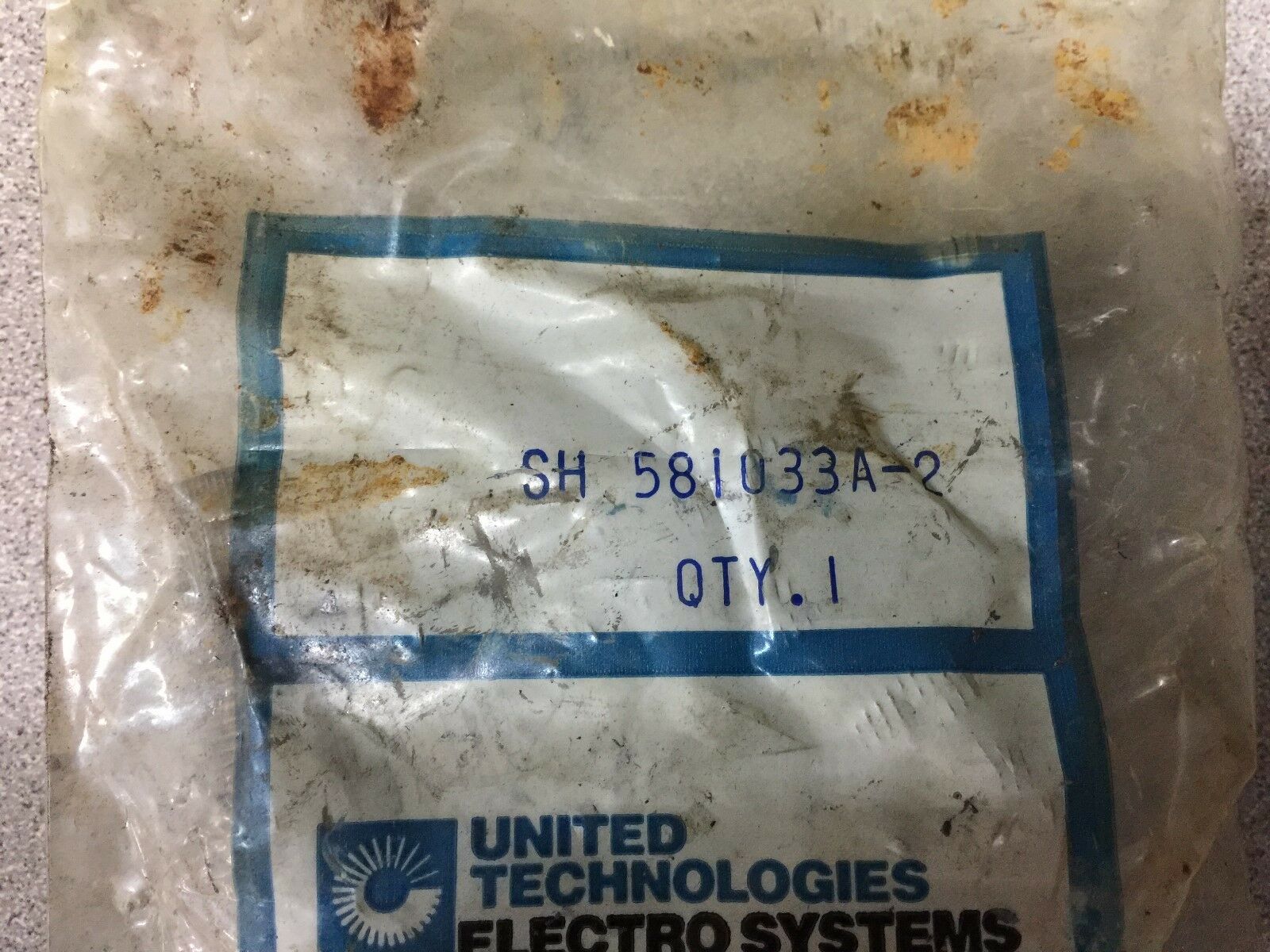 NEW IN BAG UNITED TECHNOLOGIES SWITCH SH 581033A-2