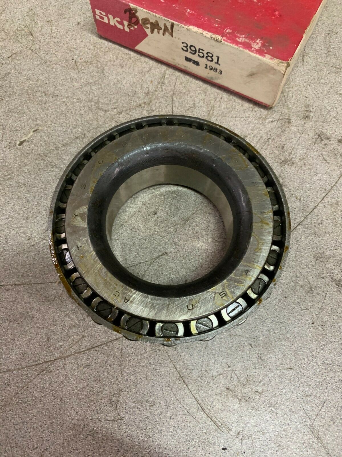 NEW IN BOX SKF TYSON TAPERED ROLLER BEARING 39581