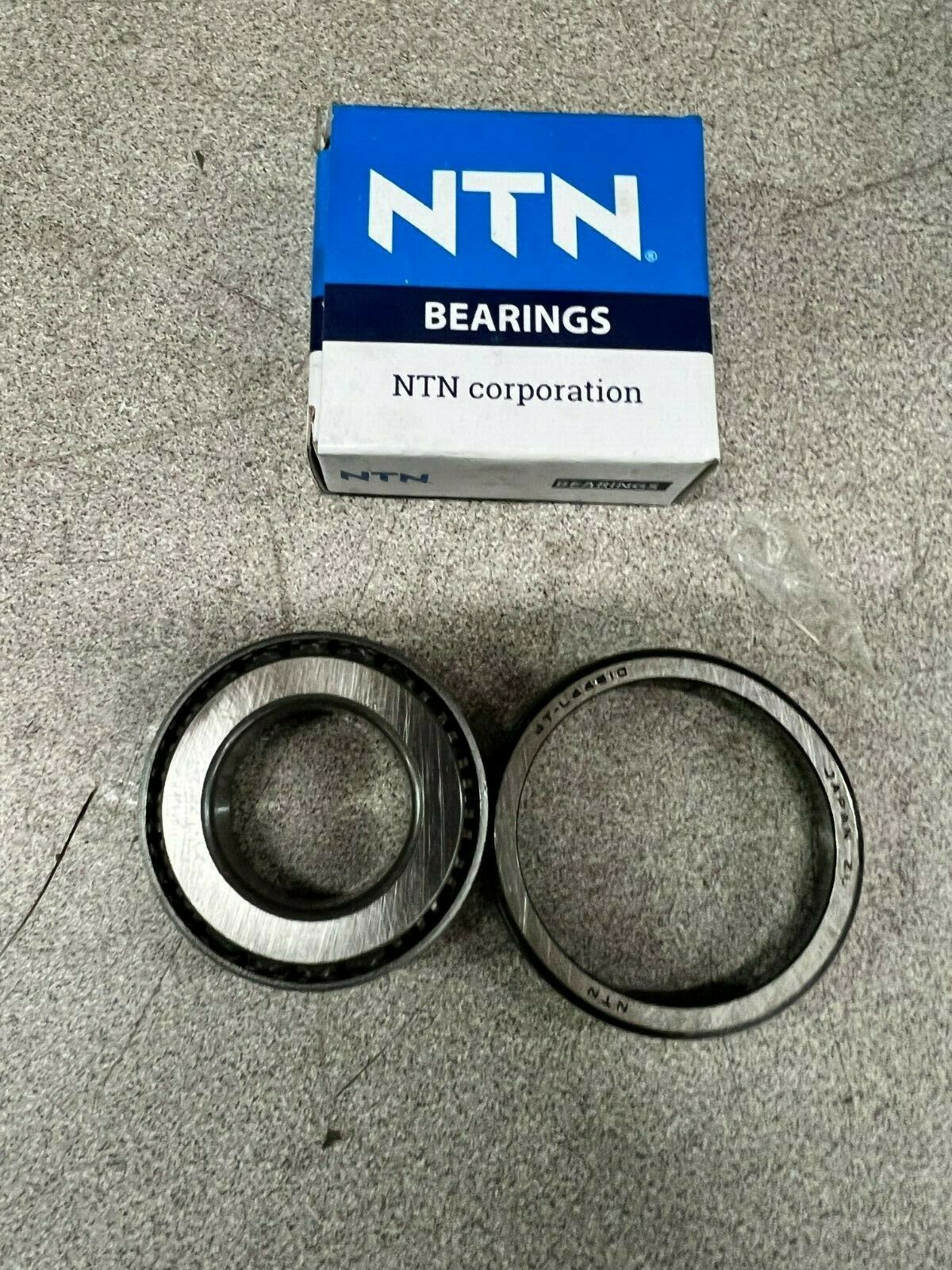 LOT OF 5 NEW IN BOX NTN ROLLER BEARING WITH RACE SET 14 L44643/L44610