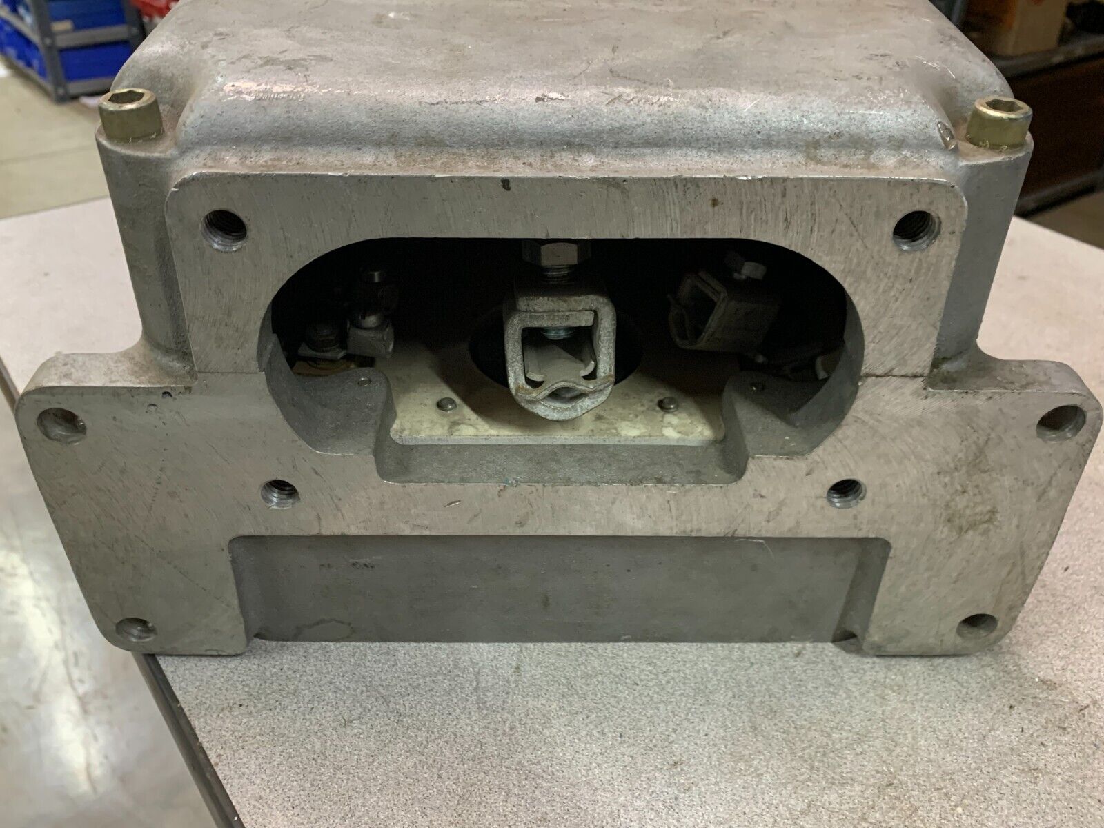 NEW LINE POWER 1,000 VOLT CABLE COUPLER 800AMP RG80DFC54