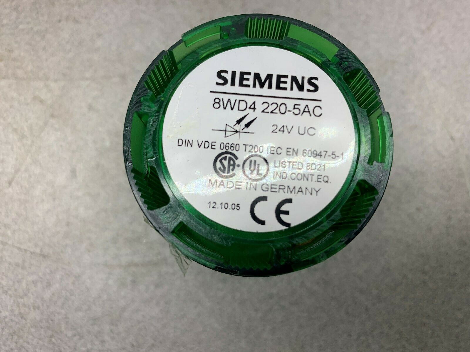 NEW NO BOX SIEMENS LIGHT ELEMENT 8WD4 220-5AC