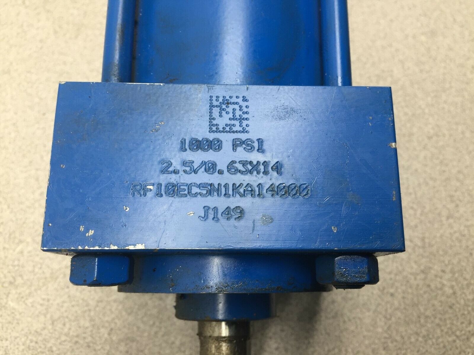 USED VICKERS 2 1/2 X 14 1000 PSI HYDRAULIC CYLINDER RF10EC5N1KA14000 J149