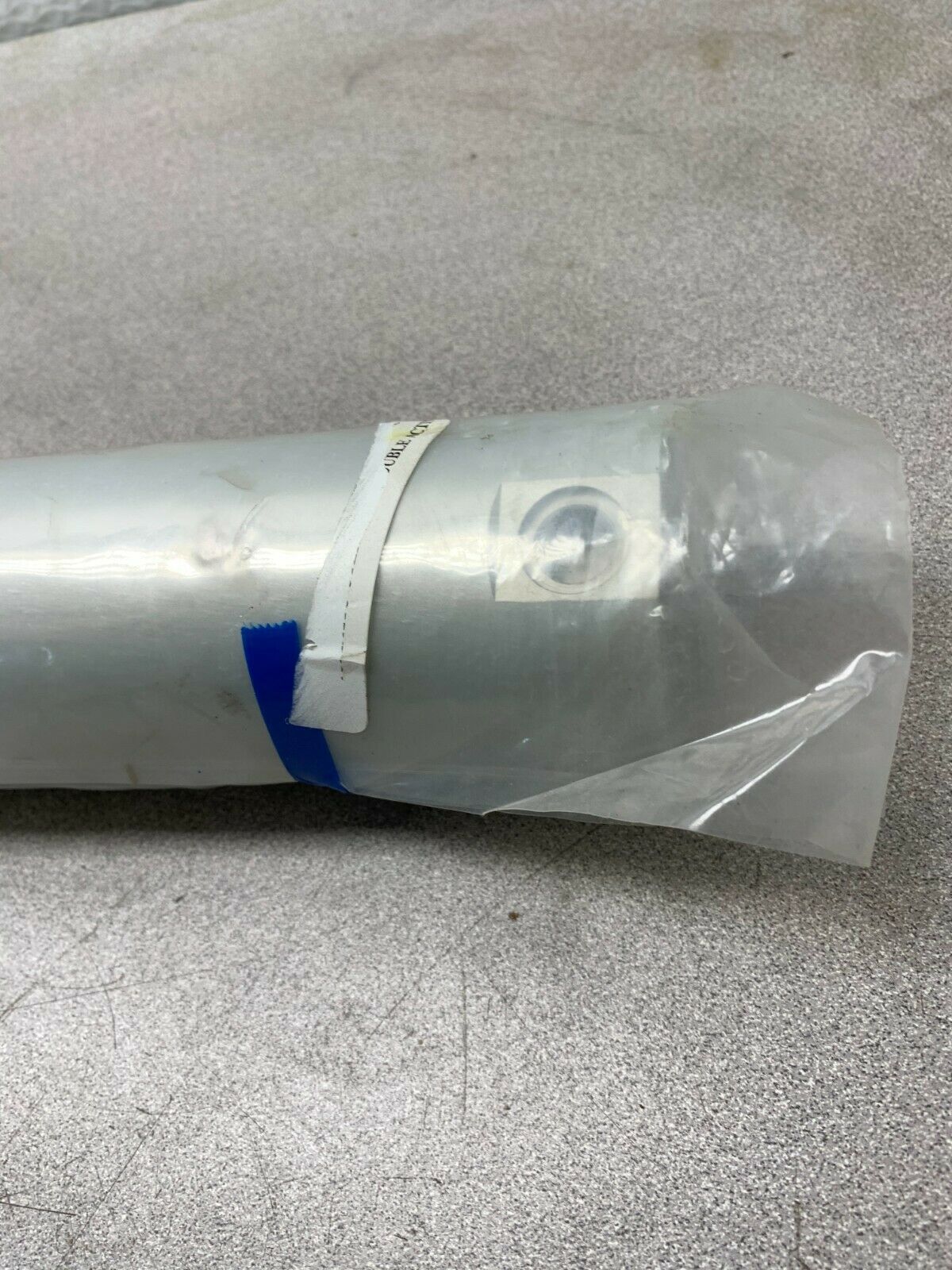 NEW NO BOX SMC PNEUMATIC CYLINDER CG1BN50-300