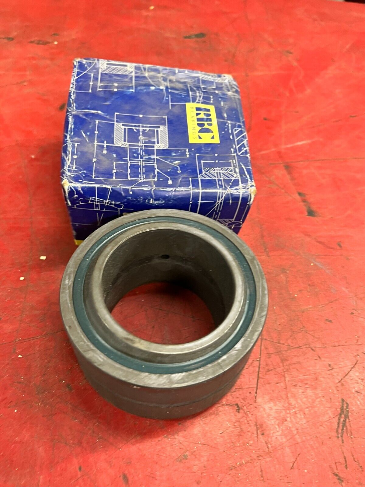 NEW IN BOX RBC PLAIN BEARING B48LSSQ