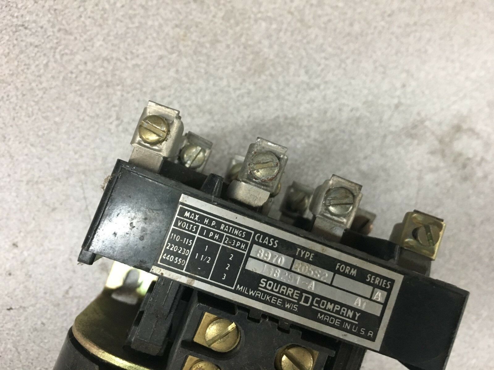 USED SQUARE D REVERSING CONTACTOR 8970 R05S2 SERIES A