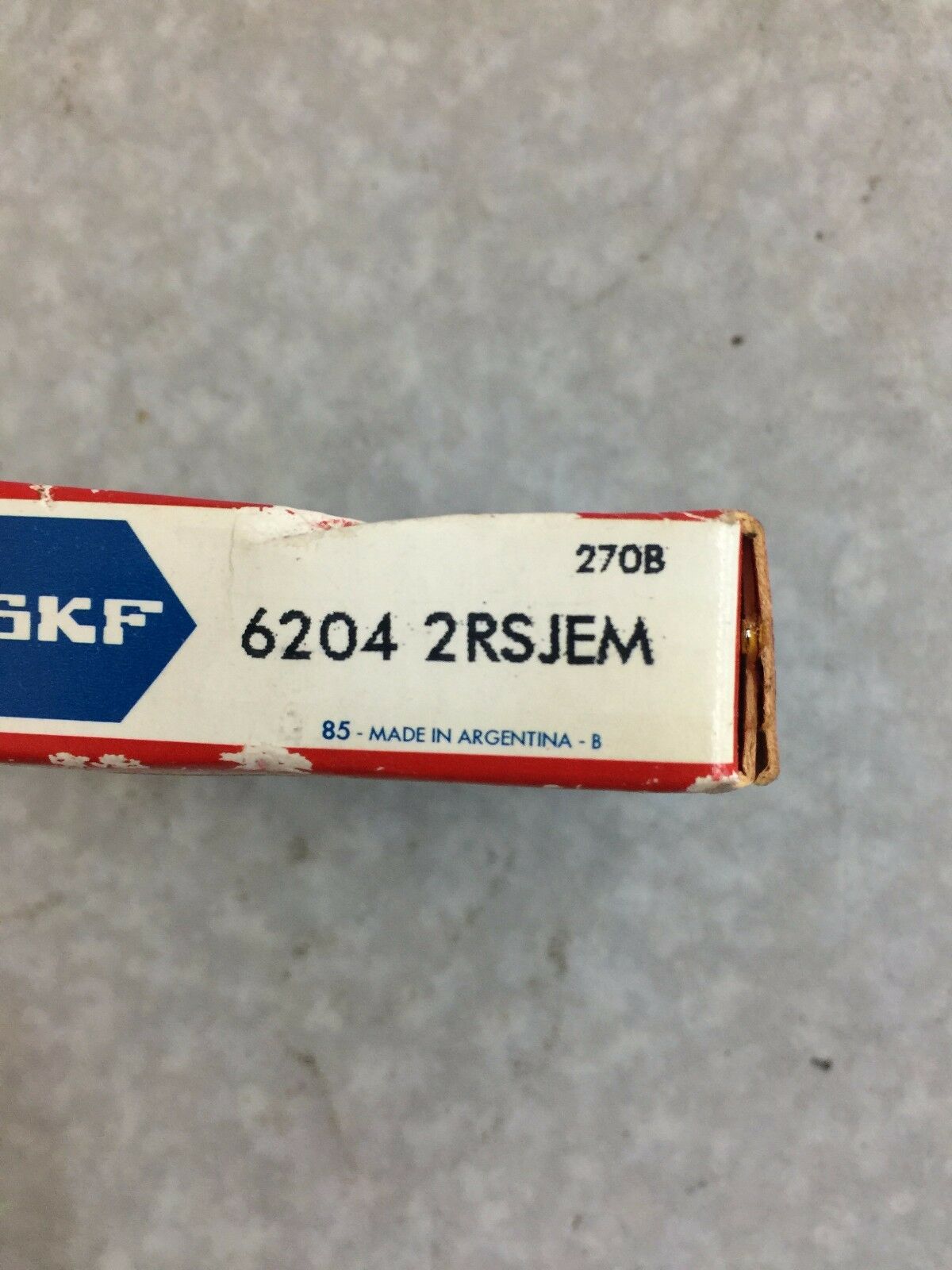 NEW IN BOX SKF ROLLER BEARING 6204-2RSJEM