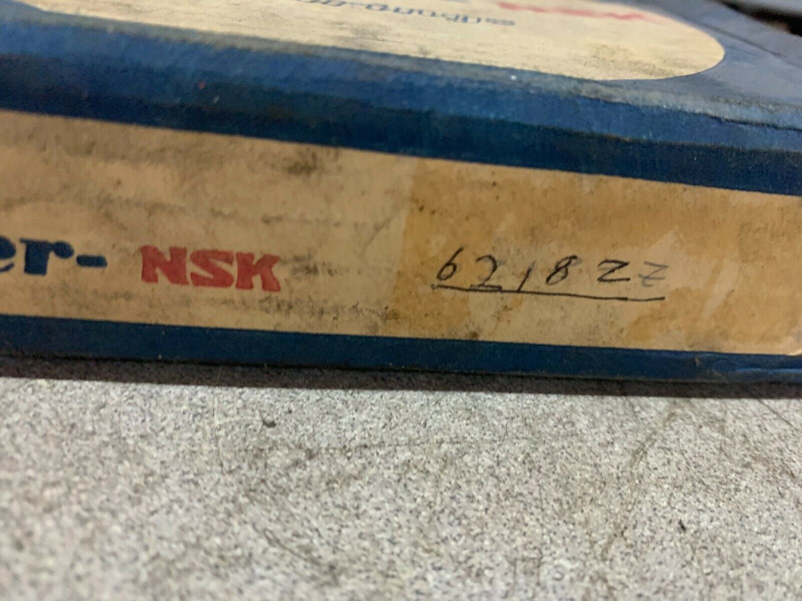 NEW IN BOX NSK BALL BEARING 6218ZZ