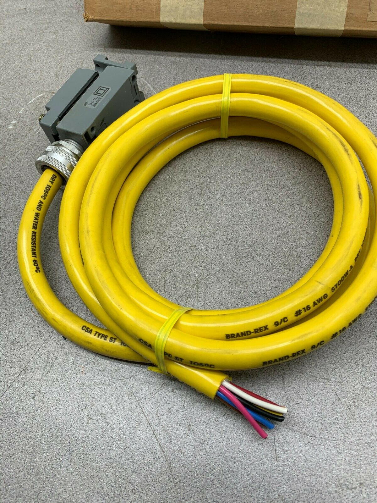 NEW IN BOX SQUARE D LIMIT SWITCH 9007 C62F Y1852