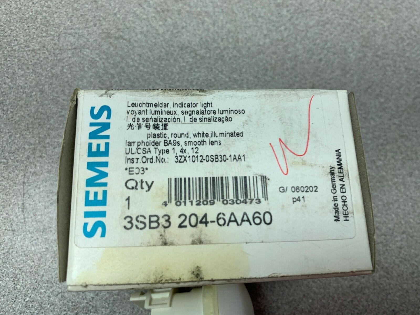 NEW IN BOX SIEMENS PILOT LIGHT 3SB3 204-6AA60