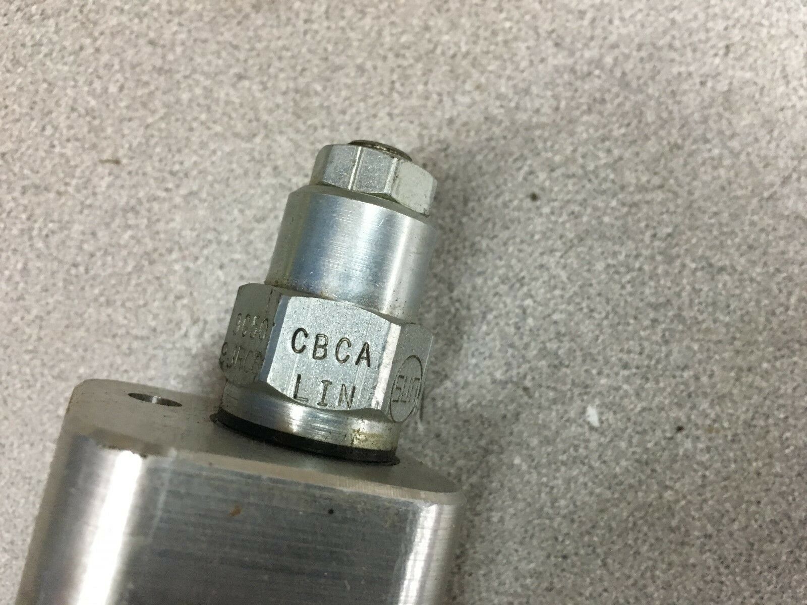 NEW NO BOX SUN HYDRAULICS EBA 9ASO VALVE WITH CBCA LIN