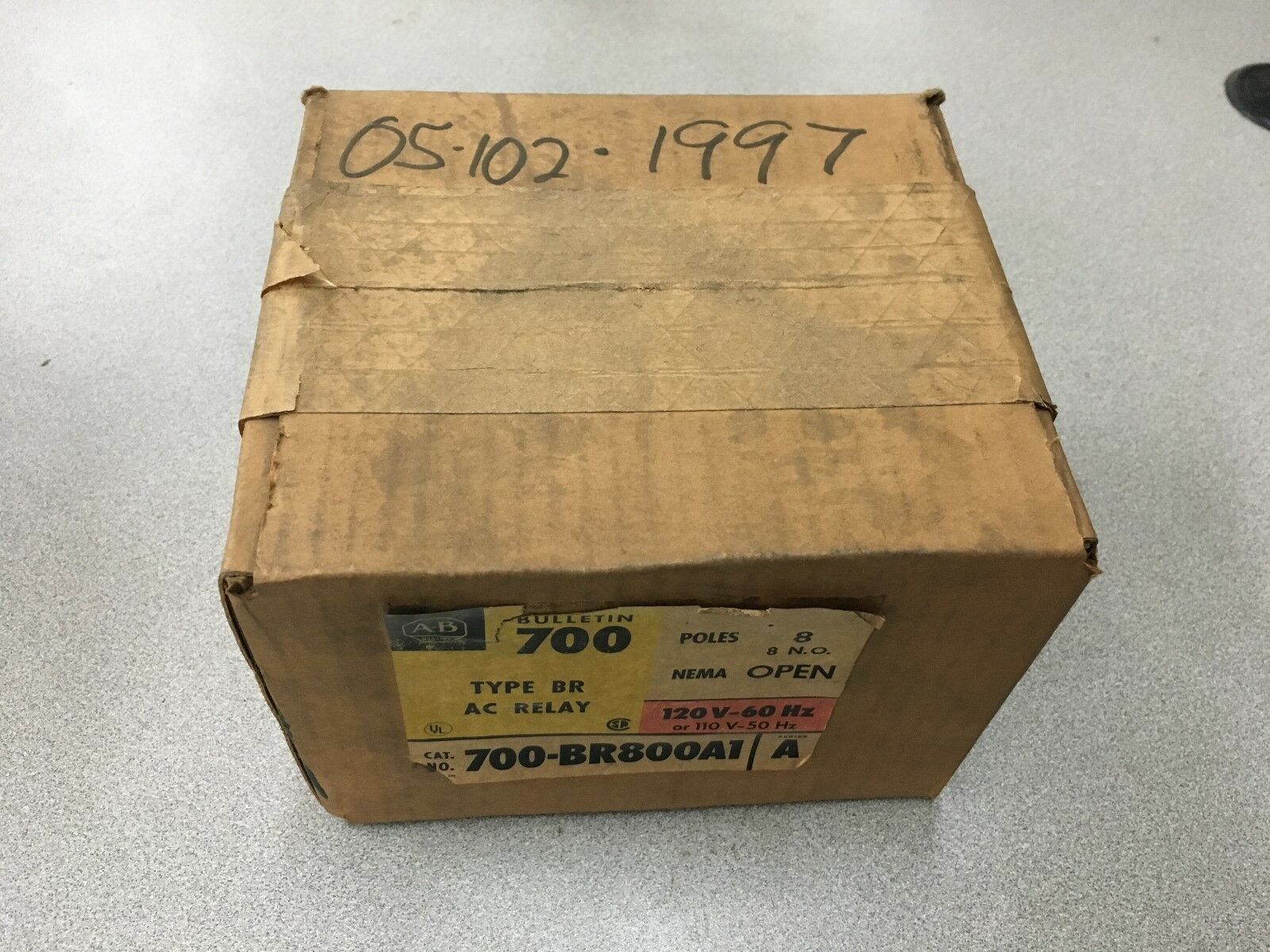 NEW IN BOX ALLEN-BRADLEY 8 POLE TYPE BR AC RELAY 700-BR800A1 SERIES A