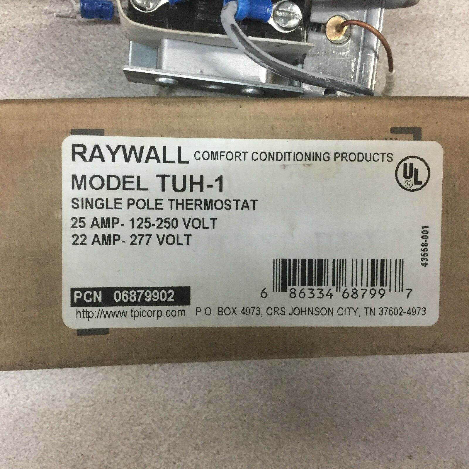 NEW IN BOX RAYWALL SINGLE POLE THERMOSTAT TUH-1