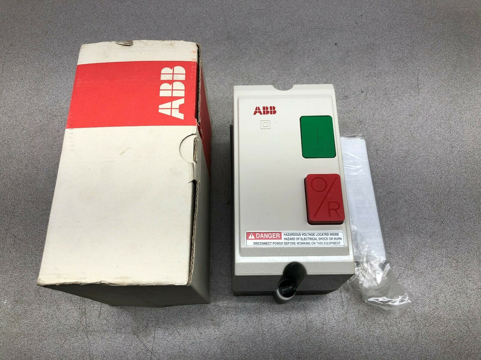 NEW IN BOX ABB 2 HP 3.4 FLA 3 PH 480 VAC MANUAL STARTER A9SD-84KA